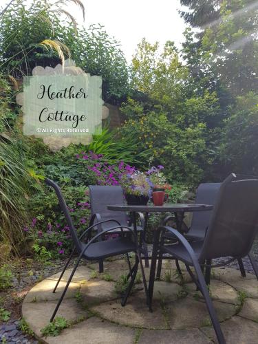 Taman di luar Heather Cottage Aberdeen