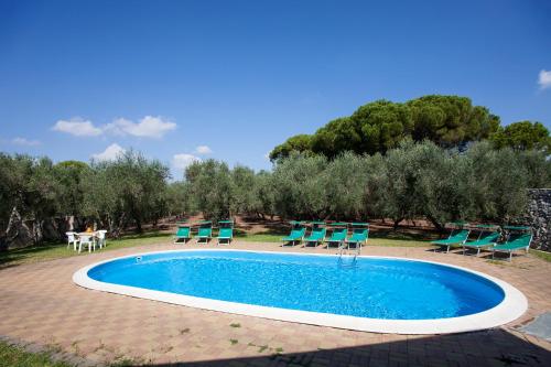 Bilocale nelle campagne Pugliesi con piscina m543
