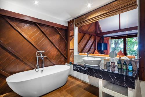 Gallery image of The Monttra Pattaya - SHA Extra Plus in Pattaya South