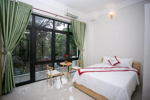 Gallery image of Hue Classic Hotel in Hue