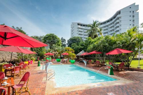 Kolam renang di atau dekat dengan Decameron Galeon - All Inclusive