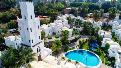 an aerial view of the resort at Villa Bejar Cuernavaca in Cuernavaca