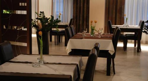 Ресторант или друго място за хранене в Hotel Zajazd Mazowsze