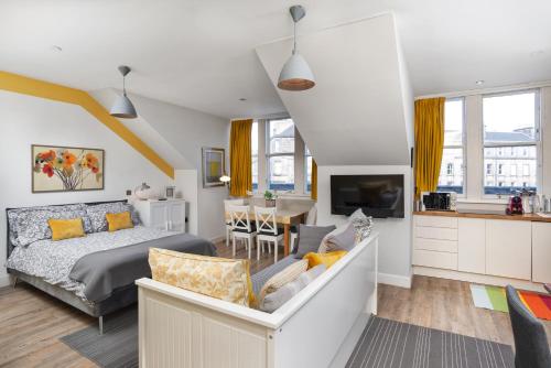 Gallery image of Haymarket Apartments in Edinburgh