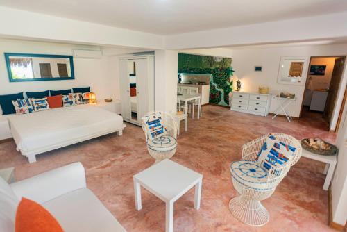 Dapur atau dapur kecil di Studio Lotte - Ocean Front