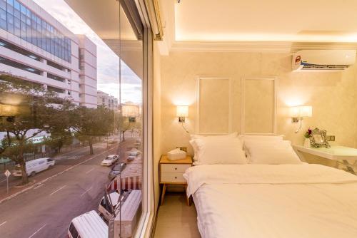 Llit o llits en una habitació de CJ Residence - Opposite Public Bank Centre Point