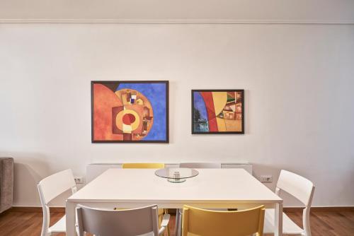 Contemporary & Comfy Apt next to Acropolis Museum