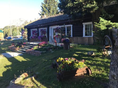 Antlers Lodge – Photos 3