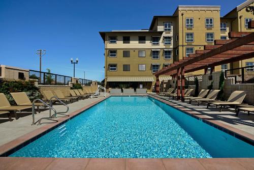 Gallery image of Oxford Suites Paso Robles in Paso Robles