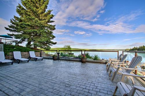 Whispering Pines Cabin with Pool, Lake and Golf Access!