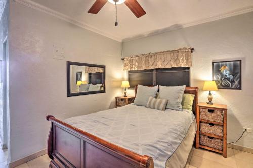 Ліжко або ліжка в номері Saint Thomas Condo with Ocean Views, Walk to Beach!