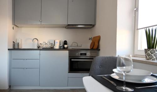 Dapur atau dapur kecil di Gemütliches Appartement mit Netflix, Nespresso und Boxspringbett