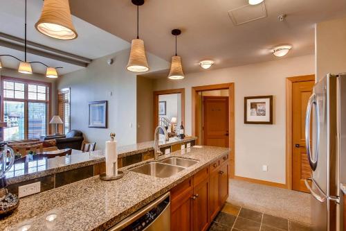 Gallery image of Capitol Peak Lodge by Snowmass Mountain Lodging in Snowmass Village