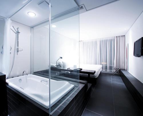 Koupelna v ubytování Grand Mercure Ambassador Changwon