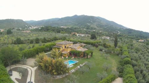an aerial view of a house in the mountains at Le Ninfee in Cassino