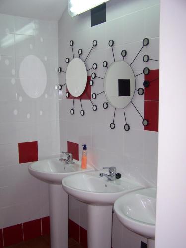 Ένα μπάνιο στο Bilbao Akelarre Hostel