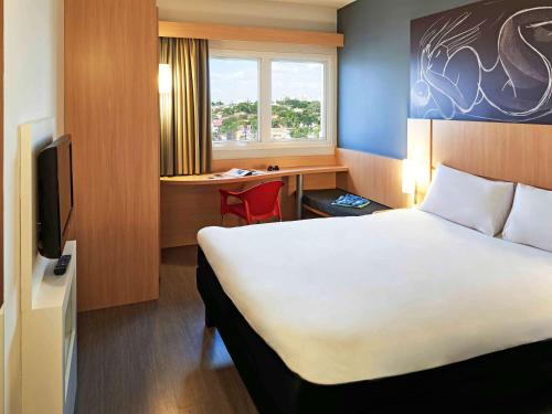 ibis Goiâniaにあるベッド