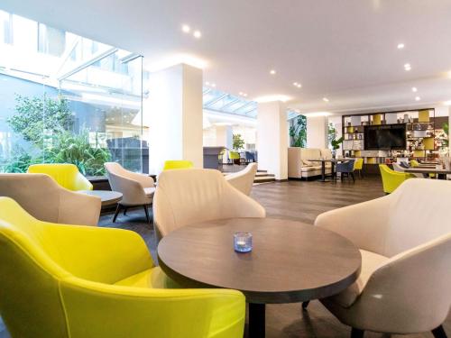 Χώρος καθιστικού στο Mercure Roma West