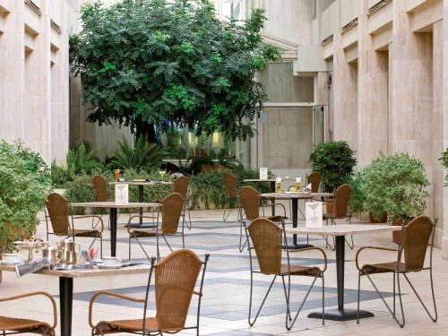 Εστιατόριο ή άλλο μέρος για φαγητό στο Mercure Roma West