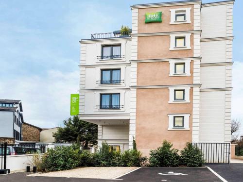 Galeriebild der Unterkunft ibis Styles Clamart Gare Grand Paris in Clamart