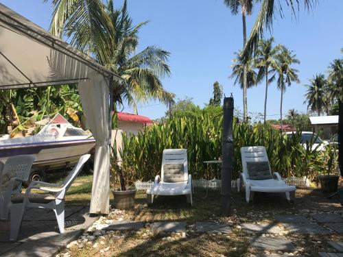 Κήπος έξω από το Dar Yasmine Motel