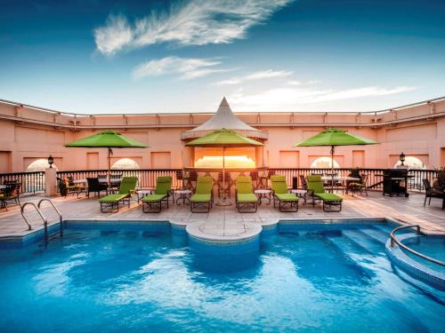صورة لـ Mercure Grand Hotel Seef - All Suites في المنامة