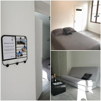 - deux photos d'une chambre avec un lit et un miroir dans l'établissement Le Logis, au cœur de la ville à l'ascension du château !, à Saumur