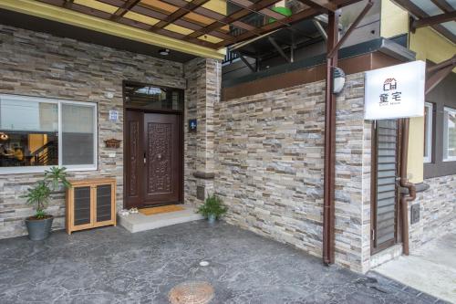 Bangunan di mana terletaknya rumah percutian