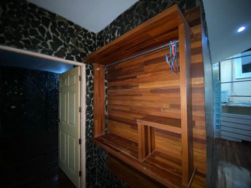 Φωτογραφία από το άλμπουμ του โรงแรมภูน้ำฟ้า - Phunumfha Hotel ชุมแพ σε Chum Phae