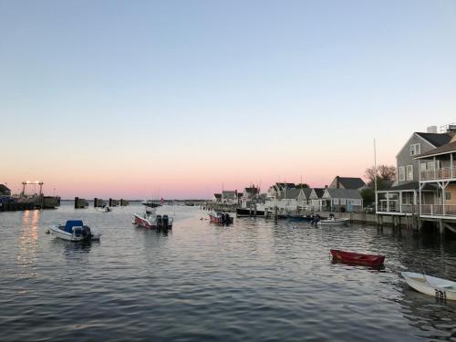 Gallery image of Cliff Lodge in Nantucket