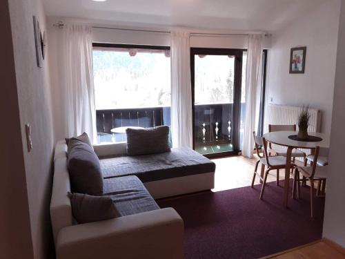 Posedenie v ubytovaní Apartment House Seerose