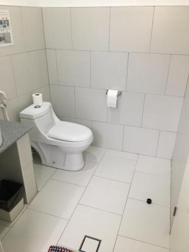 Koupelna v ubytování Alona Gecko Inn