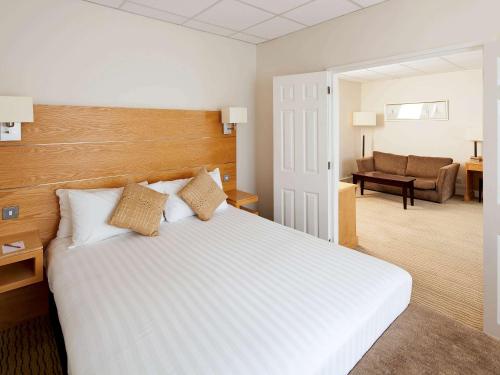 Mercure Hull Grange Park Hotel