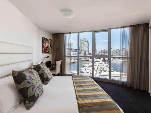 Gallery image of The Sebel Melbourne Docklands Hotel in Melbourne