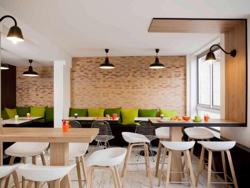 Restoran ili neka druga zalogajnica u objektu ibis Styles Paris Buttes Chaumont