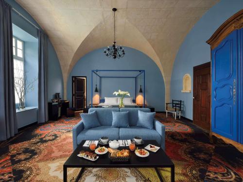 Posezení v ubytování Jules César Hotel & Spa Arles - MGallery Collection