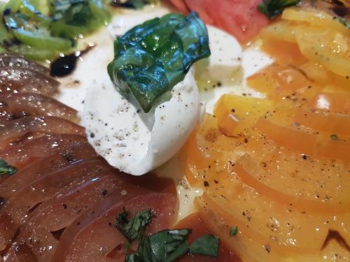 Saint-MolfにあるLa Balade des Maraisの卵野菜の盛り合わせ