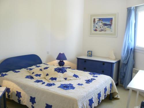 Katil atau katil-katil dalam bilik di TADORNES 1 - Rez de jardin, Piscine - T331