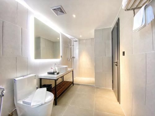 Kylpyhuone majoituspaikassa Yunfan Hotel