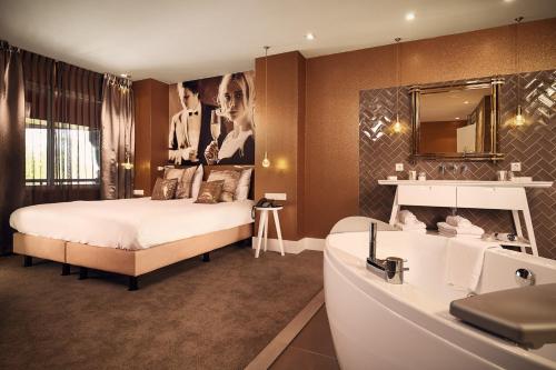 Cama o camas de una habitación en Van der Valk Hotel Breukelen