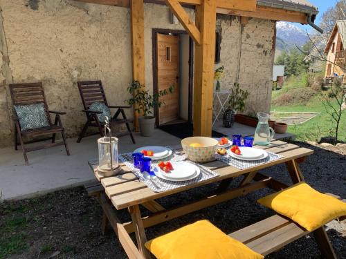 Taman di luar Appartement Duplex avec Jardin Attenant