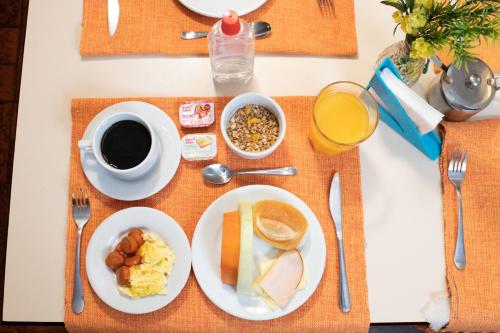 Đồ ăn tại/gần nhà trọ