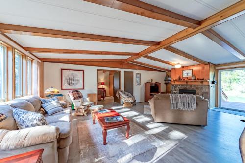 Redwood Coast River House – Photos 3