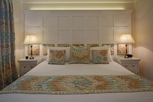 Haven Hall Hotelにあるベッド