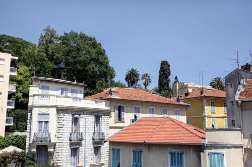 Studio à Nice ensoleillé proche centre et plage