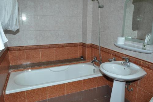 Gallery image of An An Hotel in Rach Gia