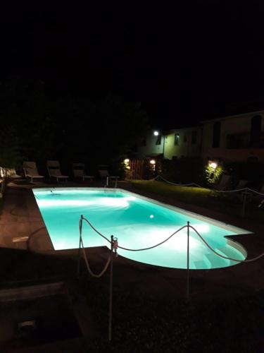 Bazén v ubytování Hotel Sette Archi nebo v jeho okolí