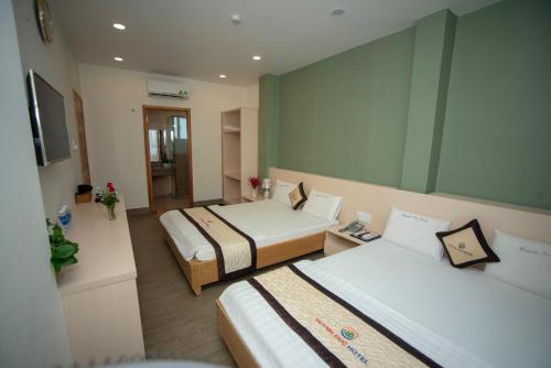 Cao Lãnh的住宿－Huynh Duc 2 Hotel，相簿中的一張相片