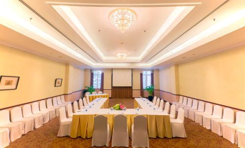 Χώρος καθιστικού στο Equatorial Ho Chi Minh City