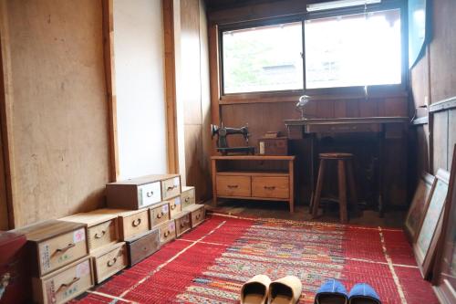 Posezení v ubytování 売薬宿屋山キ HH4x